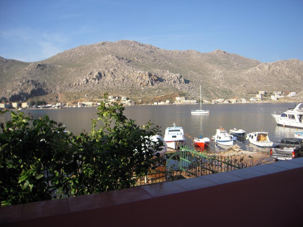 Pedi Breeze Apartment Symi Room photo